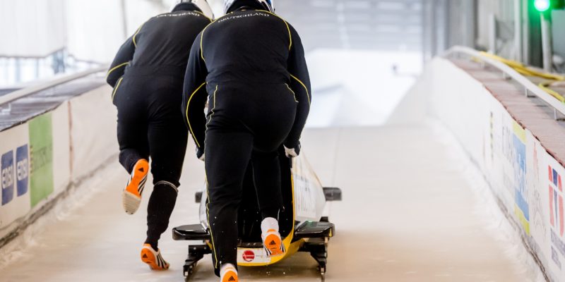 ENSO Eiskanal in Altenberg 29. Oktober 2018: Altenberg (Sachsen), ENSO Eiskanal: Impressionen vom Training der deutschen Nationalmannschaft im Bob und Skeleton sowie der Pressekonferenz im Rahmen der Einweihung des ENSO Eiskanal. Foto: Thomas Eisenhuth fuer ENSO AG
